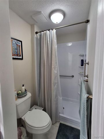 223 Country Club View, Edwardsville, IL 62025