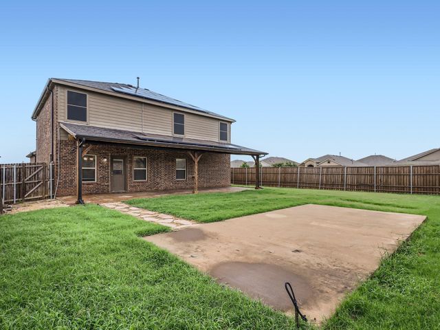 1200 Pampa Grass Drive, Princeton, TX 75407