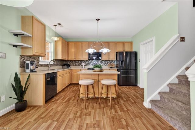 4029 Long Point BLVD, Portsmouth, VA 23703