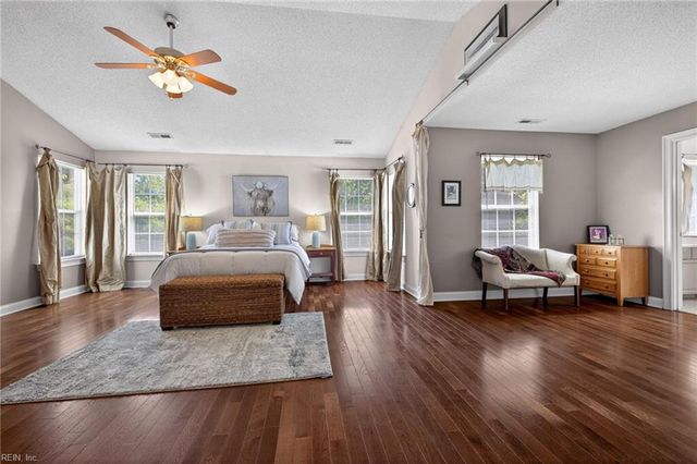 4029 Long Point BLVD, Portsmouth, VA 23703