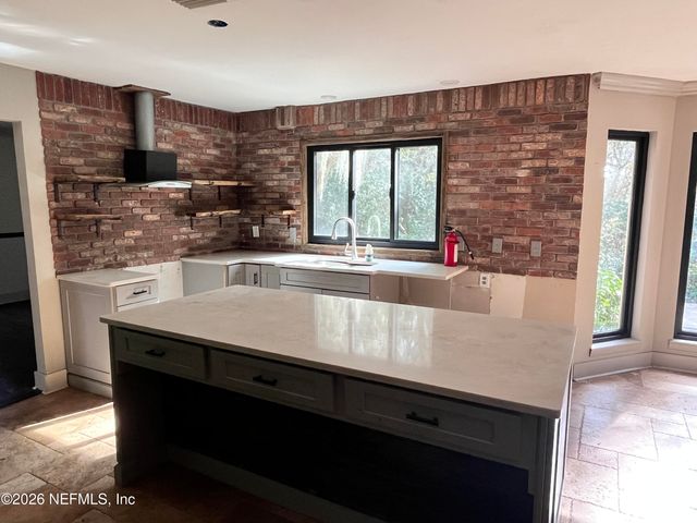 2528 SHALIMAR Lane, Orange Park, FL 32073