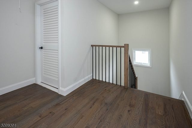 19 John St, Sayreville Boro, NJ 08857