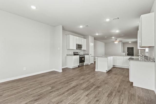 10633 Stag Lane, Fort Worth, TX 76036