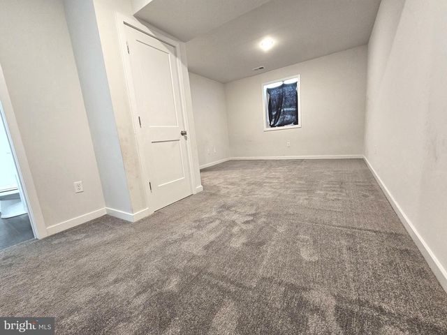 47 BOBBI CT, Berkeley Springs, WV 25411