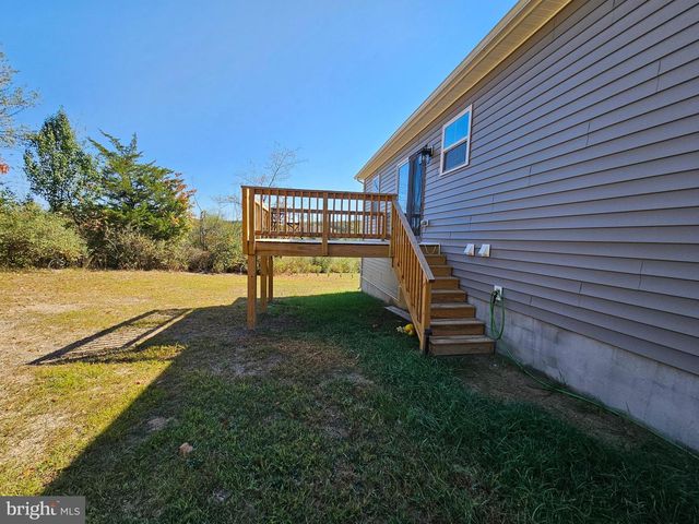 47 BOBBI CT, Berkeley Springs, WV 25411