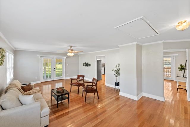 122 George Lane, Bonneau, SC 29431