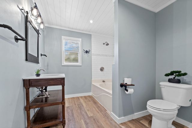 122 George Lane, Bonneau, SC 29431