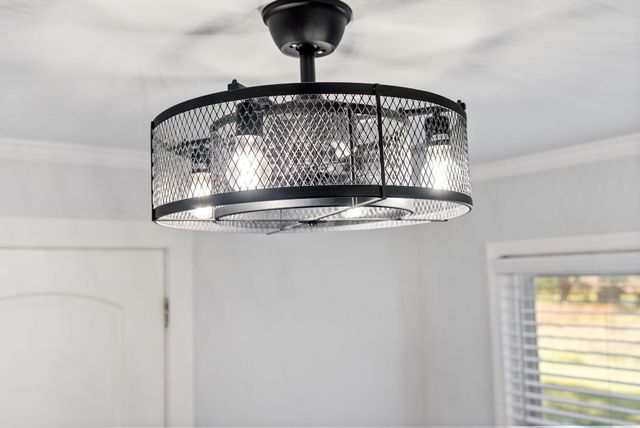 122 George Lane, Bonneau, SC 29431