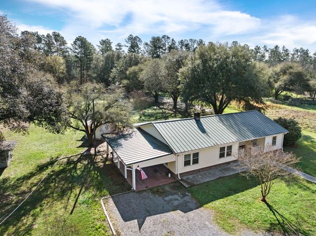 122 George Lane, Bonneau, SC 29431