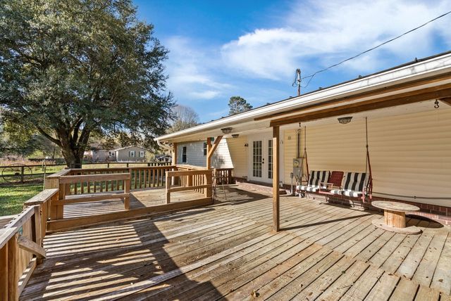 122 George Lane, Bonneau, SC 29431