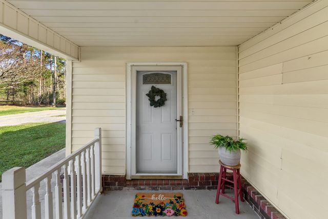 122 George Lane, Bonneau, SC 29431