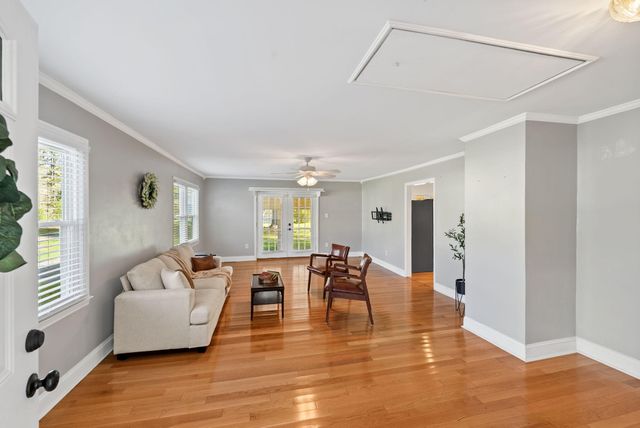 122 George Lane, Bonneau, SC 29431