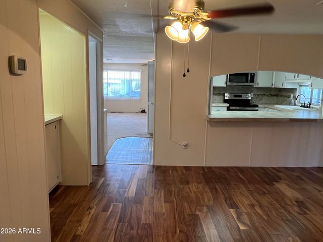 10701 N 99TH Avenue 51, Peoria, AZ 85345