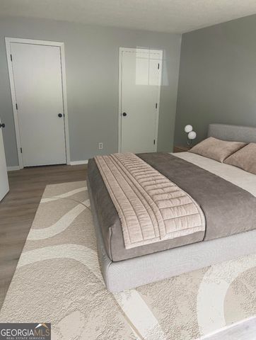 5516 Mountain Springs Circle, Stone Mountain, GA 30088