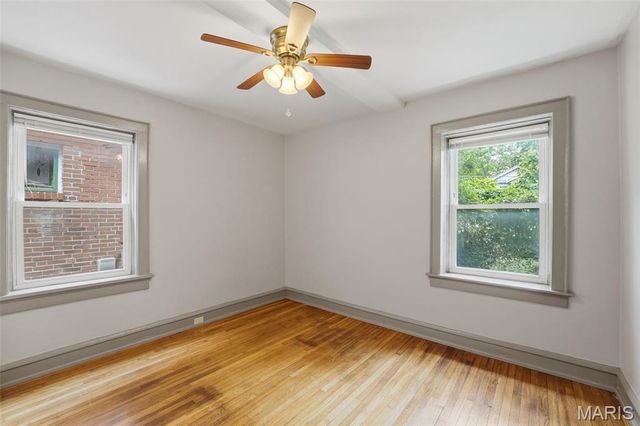 4555 Shenandoah Avenue, St Louis, MO 63110