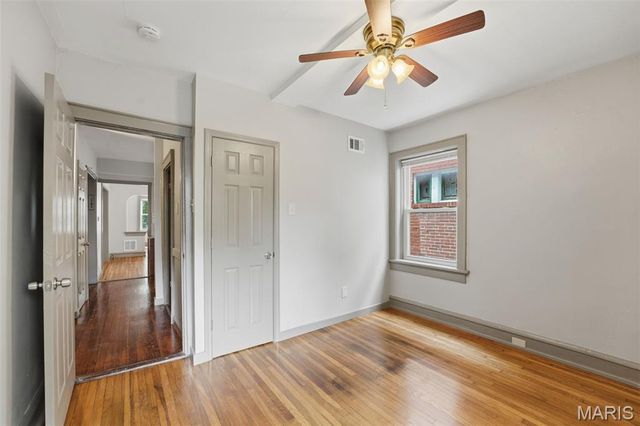 4555 Shenandoah Avenue, St Louis, MO 63110