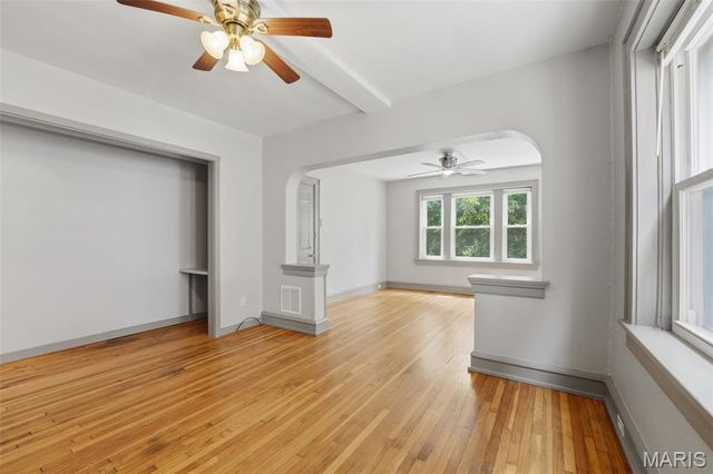 4555 Shenandoah Avenue, St Louis, MO 63110