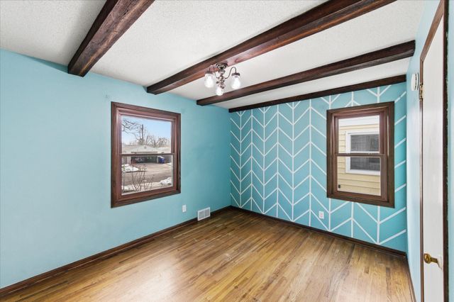 1195 Colette Place, Saint Paul, MN 55116