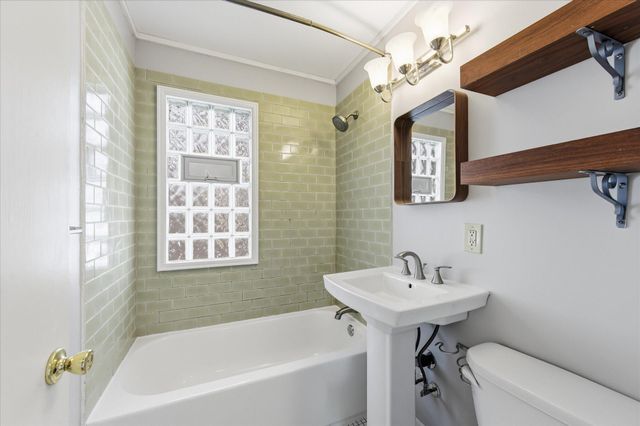 1195 Colette Place, Saint Paul, MN 55116