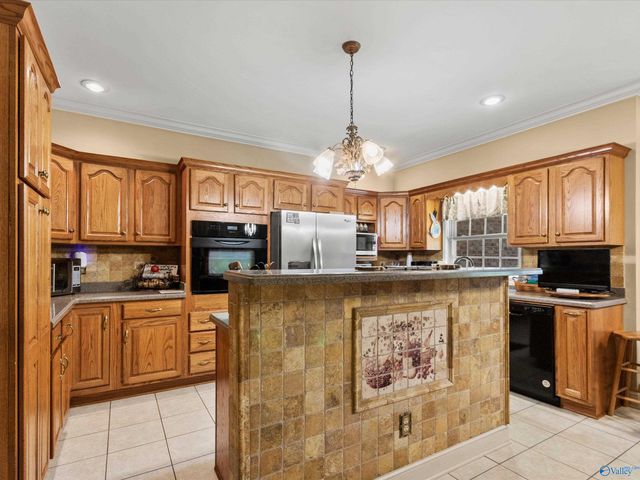 11780 Little Coffman Road, Lester, AL 35647