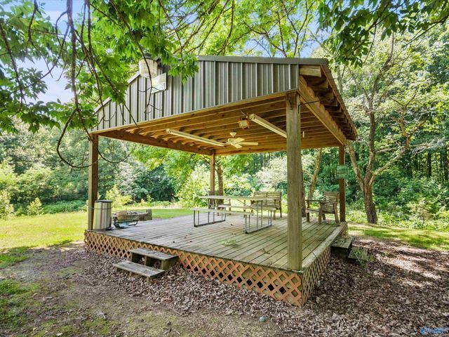 11780 Little Coffman Road, Lester, AL 35647