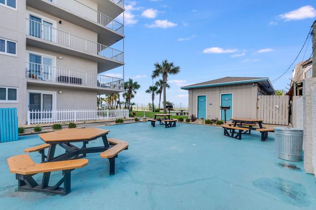 8743 Thomas Drive UNIT 931, Panama City Beach, FL 32408
