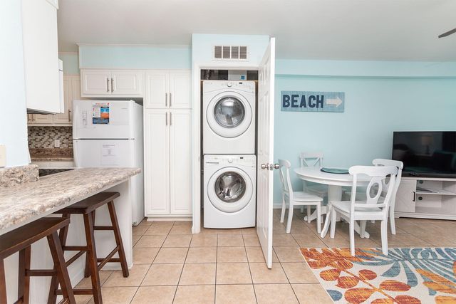 8743 Thomas Drive UNIT 931, Panama City Beach, FL 32408
