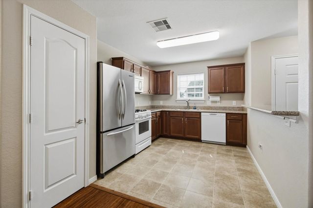 1618 Bayou Shore Drive, Galveston, TX 77551