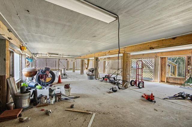 1618 Bayou Shore Drive, Galveston, TX 77551