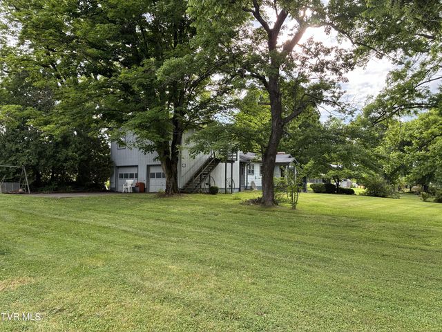 940 Middle Creek Road, Afton, TN 37616