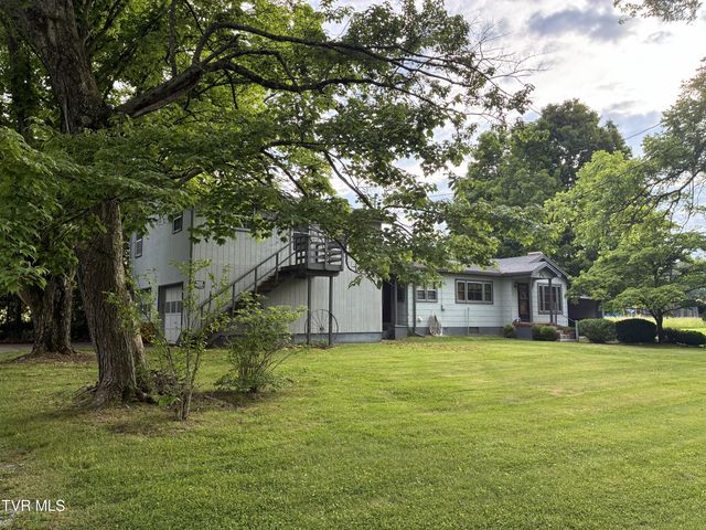 940 Middle Creek Road, Afton, TN 37616