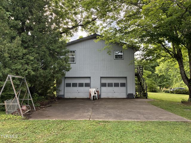 940 Middle Creek Road, Afton, TN 37616