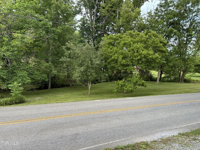 940 Middle Creek Road, Afton, TN 37616