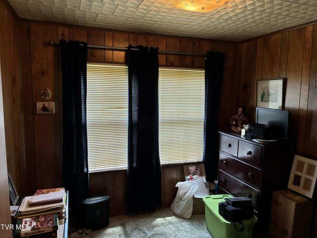 940 Middle Creek Road, Afton, TN 37616