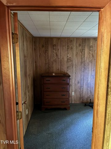 940 Middle Creek Road, Afton, TN 37616