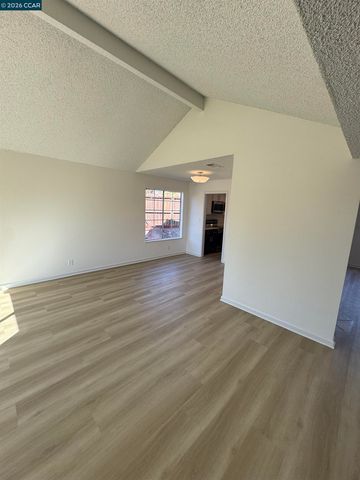 207 Stoney Ridge Rd, Vallejo, CA 94589