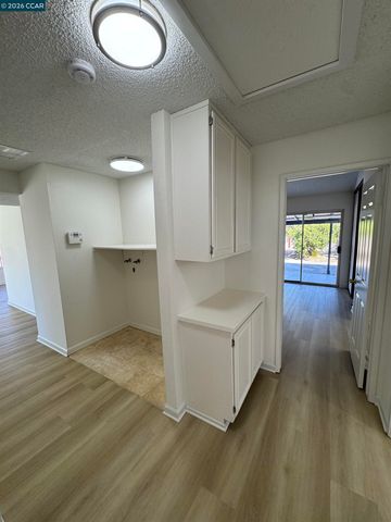 207 Stoney Ridge Rd, Vallejo, CA 94589
