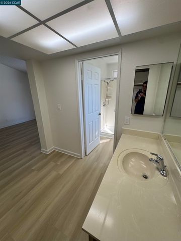 207 Stoney Ridge Rd, Vallejo, CA 94589