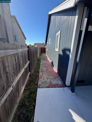 207 Stoney Ridge Rd, Vallejo, CA 94589