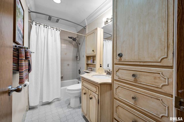 3406 N NORTH Street, Peoria, IL 61604