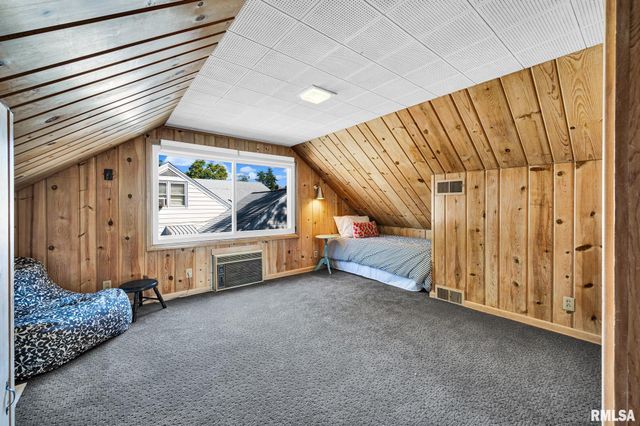 3406 N NORTH Street, Peoria, IL 61604