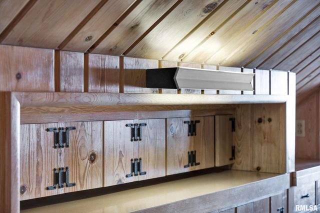 3406 N NORTH Street, Peoria, IL 61604