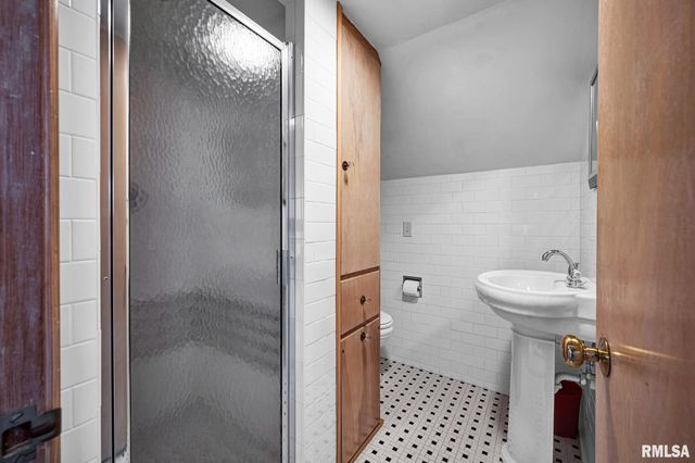 3406 N NORTH Street, Peoria, IL 61604