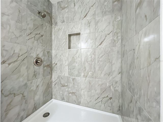 201 FERN COURT, Leesburg, FL 34748