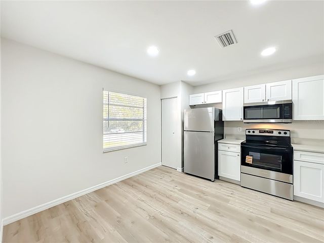 201 FERN COURT, Leesburg, FL 34748