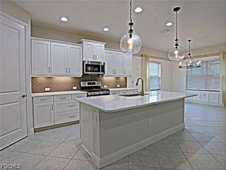 7652 Cypress Walk DR, Fort Myers, FL 33966