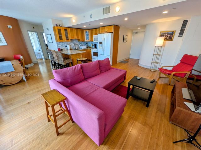 1720 Harrison St 14D, Hollywood, FL 33020