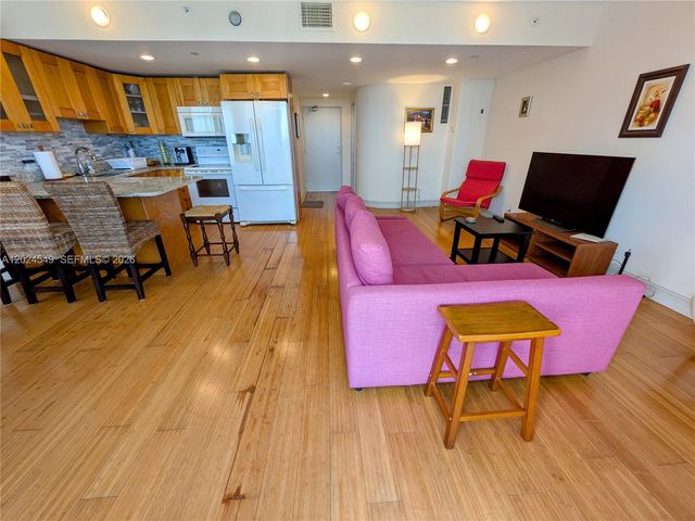 1720 Harrison St 14D, Hollywood, FL 33020