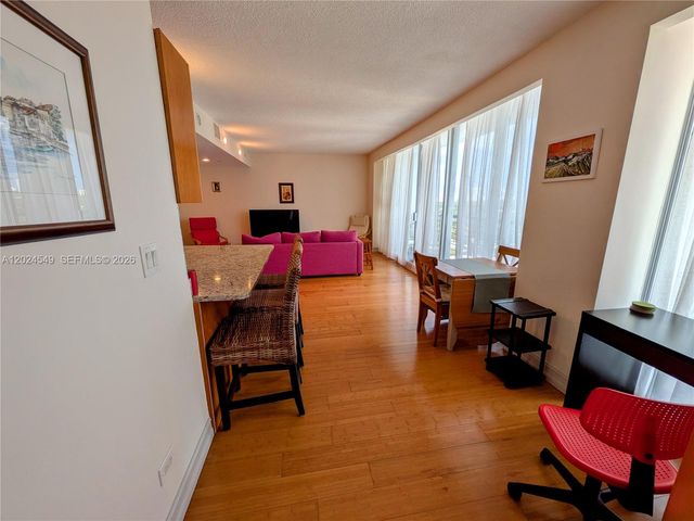 1720 Harrison St 14D, Hollywood, FL 33020