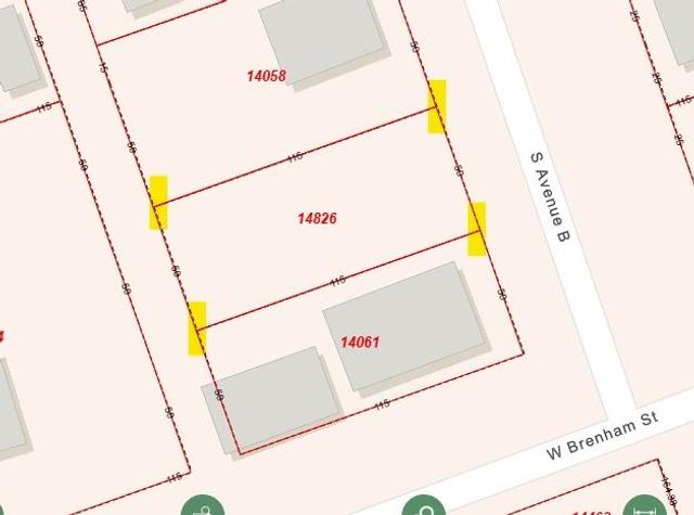 206 Avenue B Ave, Elgin, TX 78621